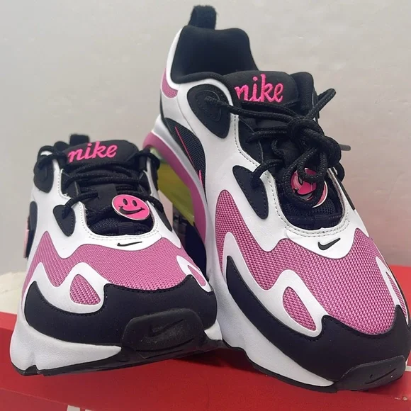 Nike WMNS AIR MAX 200 Sneakers 
BLACK/HYPER PINK CU4745 001 - Picture 5 of 16